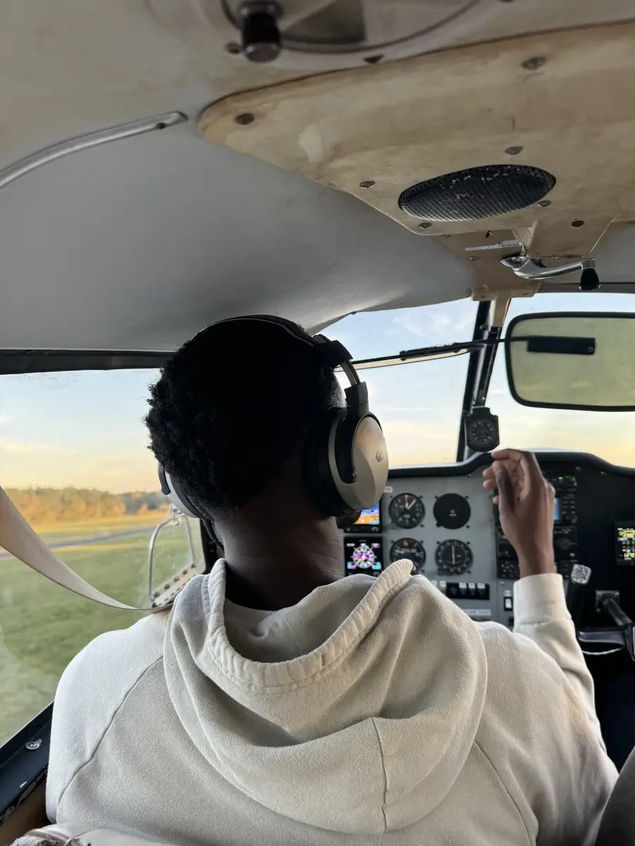 Victory Ulasi flying